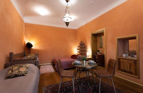 Agenskalns Hotel | Two Wheels