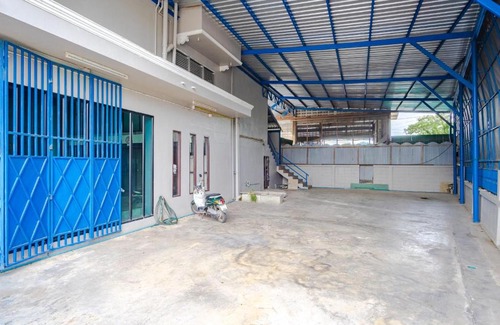 Si Sunthon Hotel | Tyler Banpon