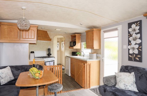 Penisarwaun Cottage | Tyn Clwt