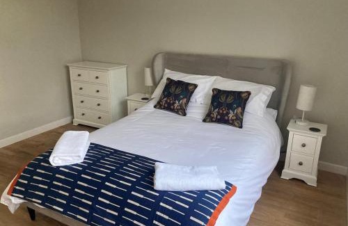 Machynlleth House | Tyn-Y-Berth Sleeps 27 luxury group accommodation