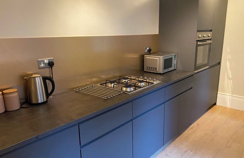 Tynemouth Apartment | Tynemouth apartment in superb location overlooking the river. Dog friendly