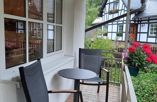 Medebach Apartment | Typ B Doppelzimmer mit Balkon