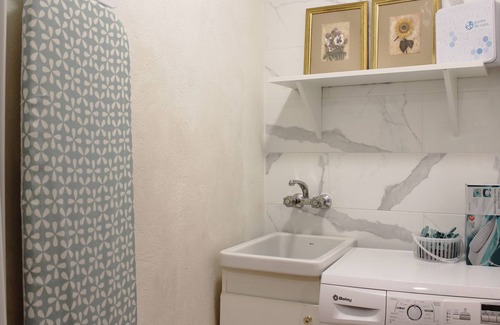 Villamena Cottage | Typical Andalusian house with pool located in El Valle de Lecrín.