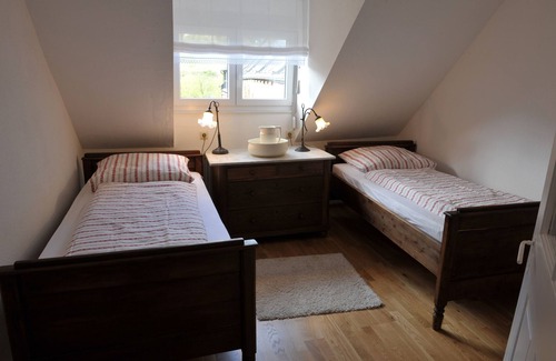 Zeltingen-Rachtig House | Typical Moselle winegrower's house with modern charm and free public transport ticket