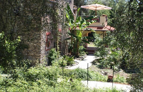 Ranzo Cottage | Typical village house Borgata Conio (IM)