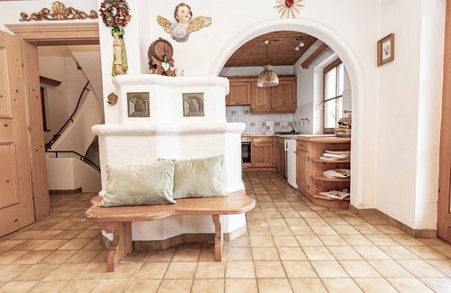 Kitzbuehel Ski Chalet | Tyrolean chalet 500 m from the ski lift
