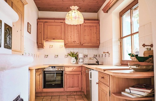 Kitzbuehel Ski Chalet | Tyrolean chalet 500 m from the ski lift