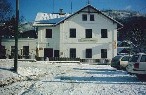 Vernirovice Ski Chalet | U Čarodějky
