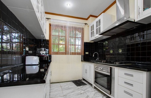Na Kluea House | U TALAY POOL VILLA - CLEAN & COMFORTABLE