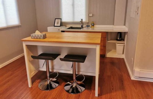 Powell River Apartment | U1 Seaside Serenity: Seal Bay Glamping Retreat