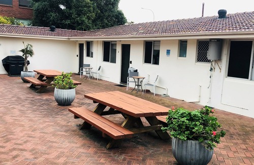 Middleton Beach Apartment | U4 Family friendly accommodation close to the beach