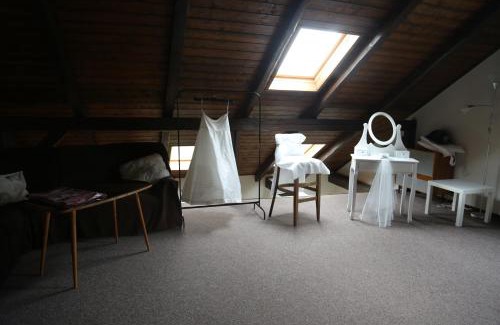 Cetenov-Dehtary Apartment | Ubytování na statku - Střížovice č.p. 11