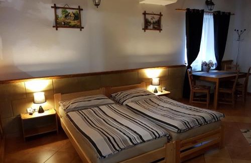 Sklene Teplice House | Ubytovanie pod Hradom