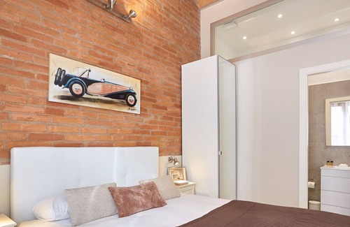 El Parc i la Llacuna del Poblenou Apartment | UD Apartments - Marina Vintage with balcony (3BR)