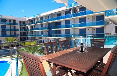 Cambrils Apartment | UHC Mar Augusta Family Complex