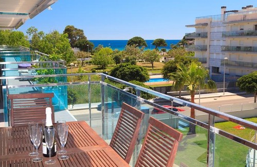 Cambrils Apartment | UHC Mar Augusta Family Complex