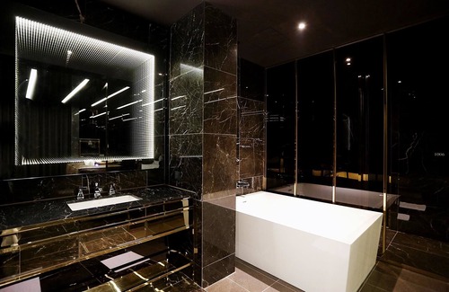 Uiwang Hotel | Uiwang Cullinan