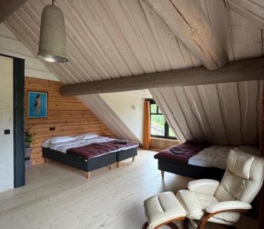 Kohila Cabin | Ülase Nature Lodge Sleeps 20 and Optional Smoke Sauna