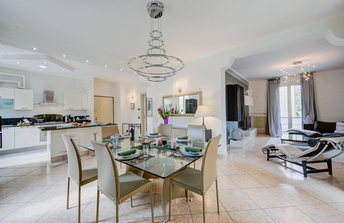 Salo Apartment | Ulivi Apart 500m Lake And Center Salò, Salò, Italy