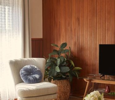 Bell Post Hill House | Ultimate 70s Charm near Geelong Waterfront and CBD