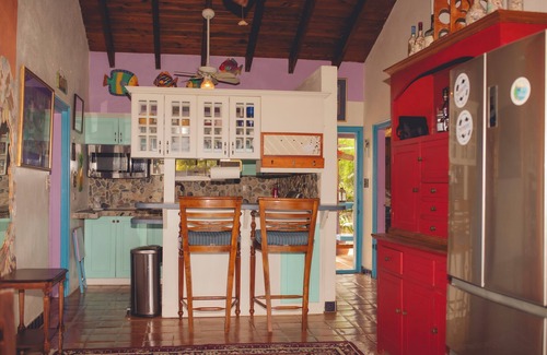 Cotton Valley House | Ultimate Island living! 2 bdrm 1 bath house pool and stunning views on East End