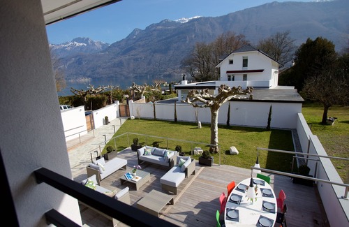 Doussard House | Ultimate Lake front holiday rental 7Bed 5* 16 Guest Lac Annecy Lake Alps views