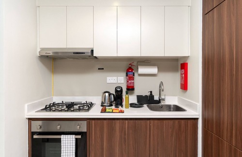 Downtown Dubai Apartment | Ultimate Stay/New/Big Terrace/4 People