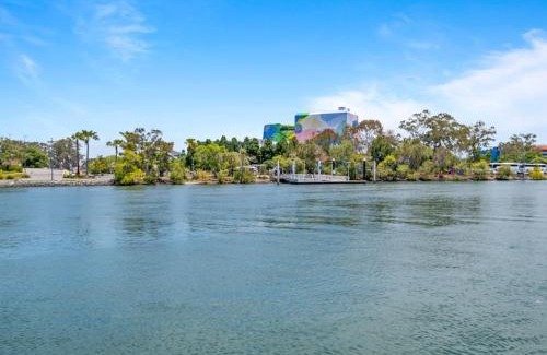 Surfers Paradise House | Ultimate Vacation Haven in GC