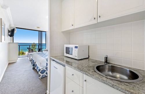 Kings Beach Apartment | ULTIQA Shearwater Resort