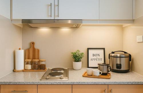 Tambo Apartment | Ultra Luxury 6BR near Solaire, Okada, & Airport