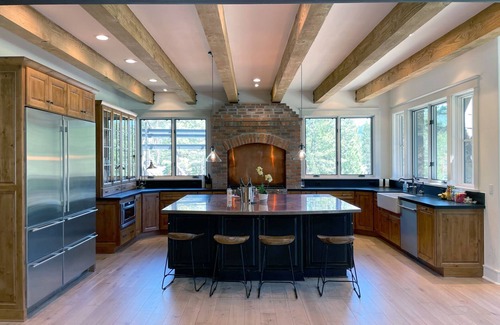 Truckee Cabin | Ultra Luxury Cabin with Incredible views in a Peaceful Gate Community