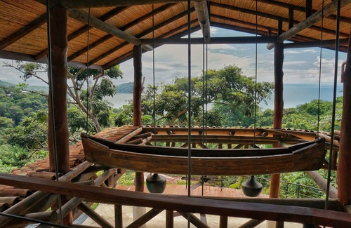 Manuel Antonio Villa | Ultra Luxury Villa with Gorgeous Views & Private Pool, Theater and Game-room