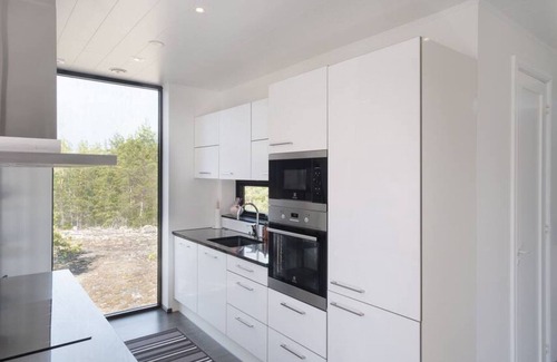 Taivassalo Villa | Ultra-Modern Secluded Villa w/Jacuzzi & Sauna