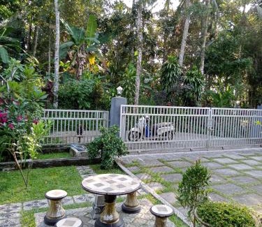 Penebel Apartment | umah kampung bendul