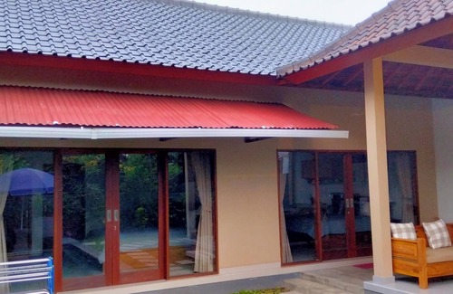Penestanan House | Umah Landuh, Spacious and comfortable private house near Ubud city