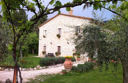 Montecchio Villa | Umbria, Italy - Montecchio near Orvieto and Todi - Cosy Country Home