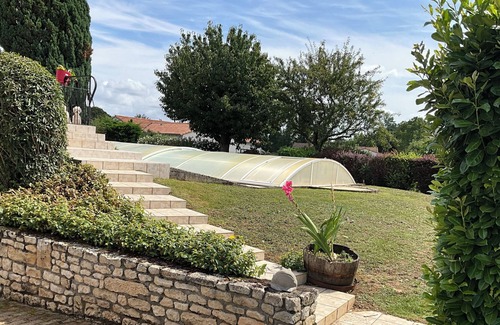 Sainte-Ouenne House | Un Charmant Petit Coin de Nature où Règne Calme et Volupté