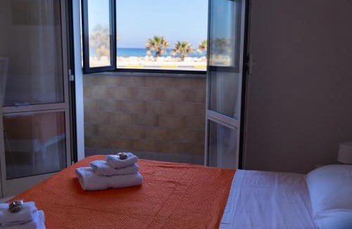 Trapani Apartment | Un Girasole sul Mare - Rooms & Apartment