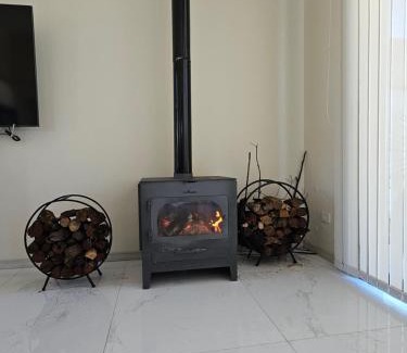 Carlos Keen House | Un refugio moderno y acogedor en Carlos Keen