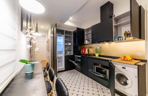 Embajadores Apartment | Unbeatable 3B- Billiard luxury