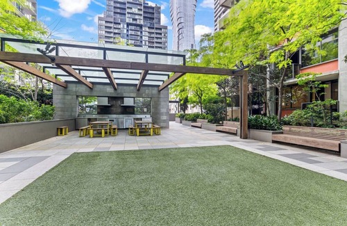 Melbourne Central Business District Apartment | Unbeatable Convenience – SouthernCross CBD Gateway