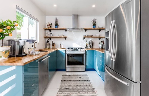 North of Wilshire House | Uncover Hidden Gems in Brentwood