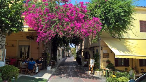 Plaka Apartment | Under the Acropolis, tiny room, big terrace