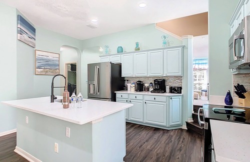 Four Corners House | Under The Sea Vacation Pool/Spa Home W/AC Game Room & Near Theme Parks