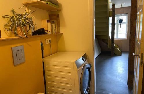 Seydisfjordur Apartment | Undiraldan - Steinholt, old music school