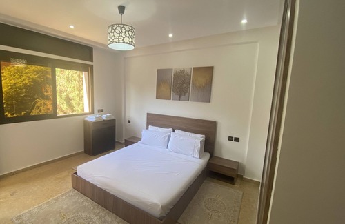 Menara Villa | Une Charmante Villa Avec Piscine