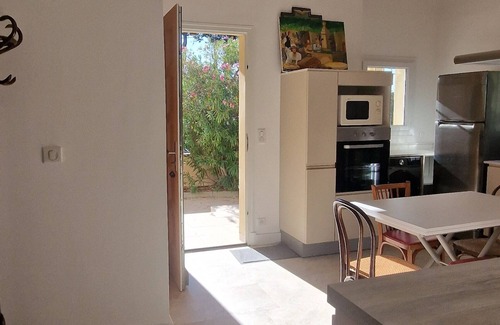 Mazan House | Une Pause en Provence, near Avignon, spacious