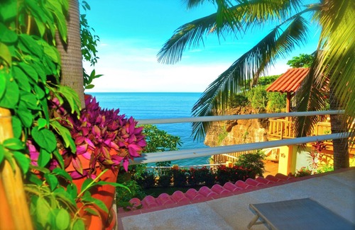 Xanadu House | Unforgettable Beach Cliff Home With Panoramic Ocean Views