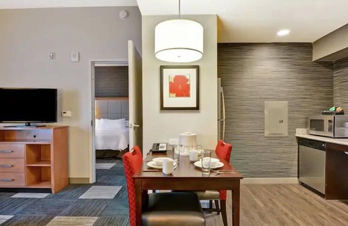 McNeil Hotel | Unforgettable Resort Experiences Await:3 Units w/Free Parking,Full Kitchen,Pool