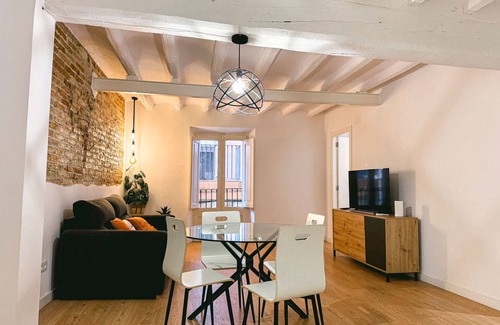 Old Town Apartment | Unik Vacation Cavallers